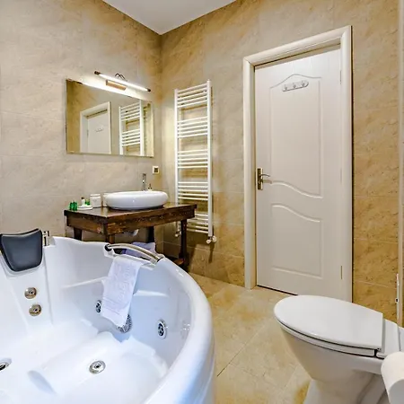 شقة Yael Luxury 2 *