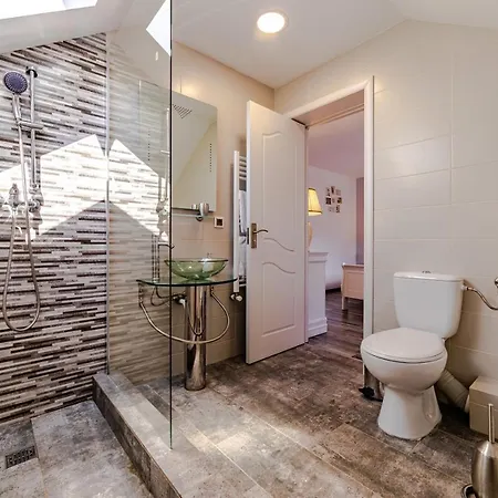 Yael Luxury 2 شقة