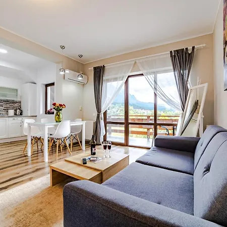 Yael Luxury 2 *