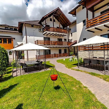 Yael Luxury 2 * بوستين